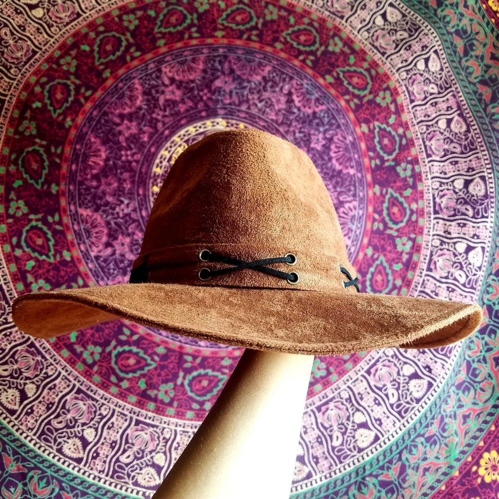 🌻Dolls Kill Festival Hat🌻
